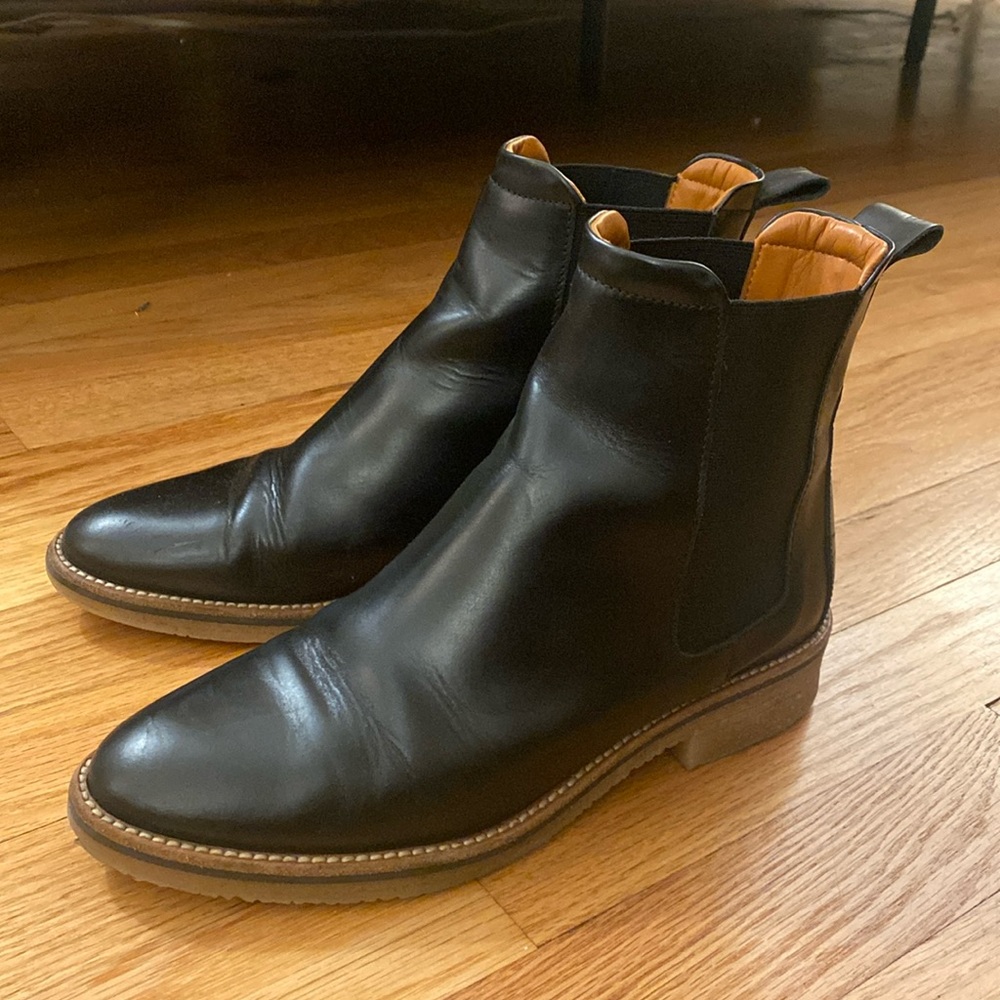 Everlane Brixton Chelsea Boots